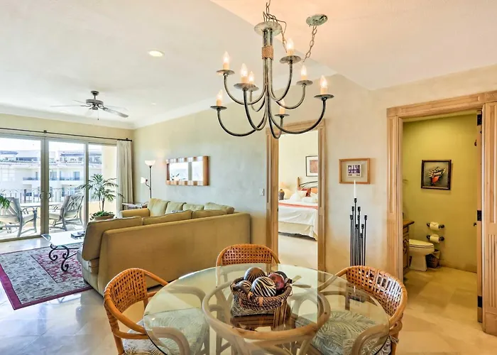 W/ Amenities! Villa