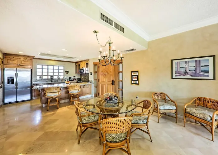 Villa W/ Amenities! *