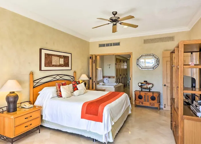 W/ Amenities! Villa *